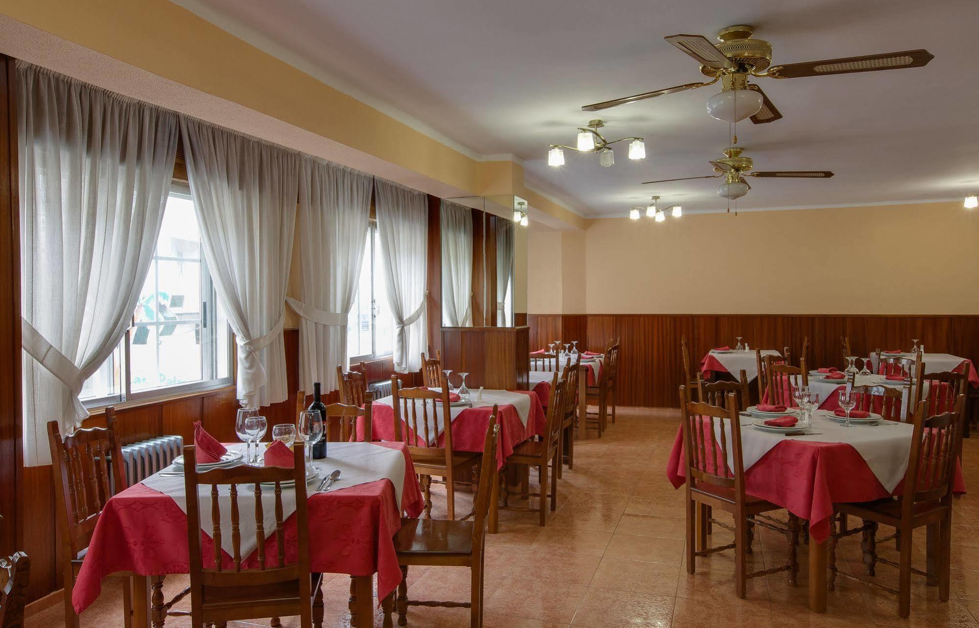 Pension Las Palmeras Lalín Exterior foto